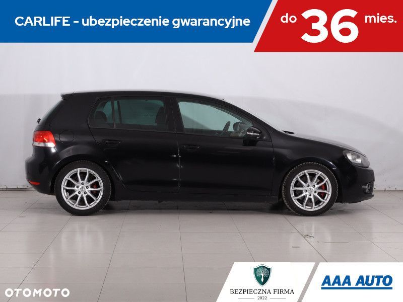 Volkswagen Golf - 8
