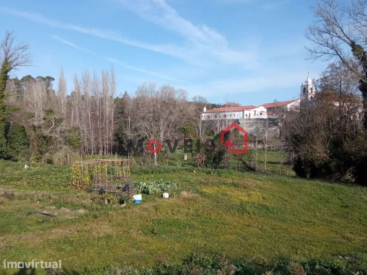 Excelente investimento! Casa T5 Perto de Ourém. - Grande imagem: 2/16