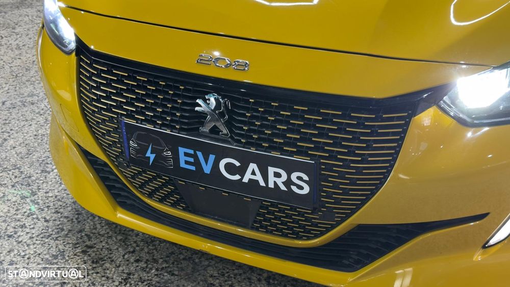 Peugeot e-208 Allure Pack - 11