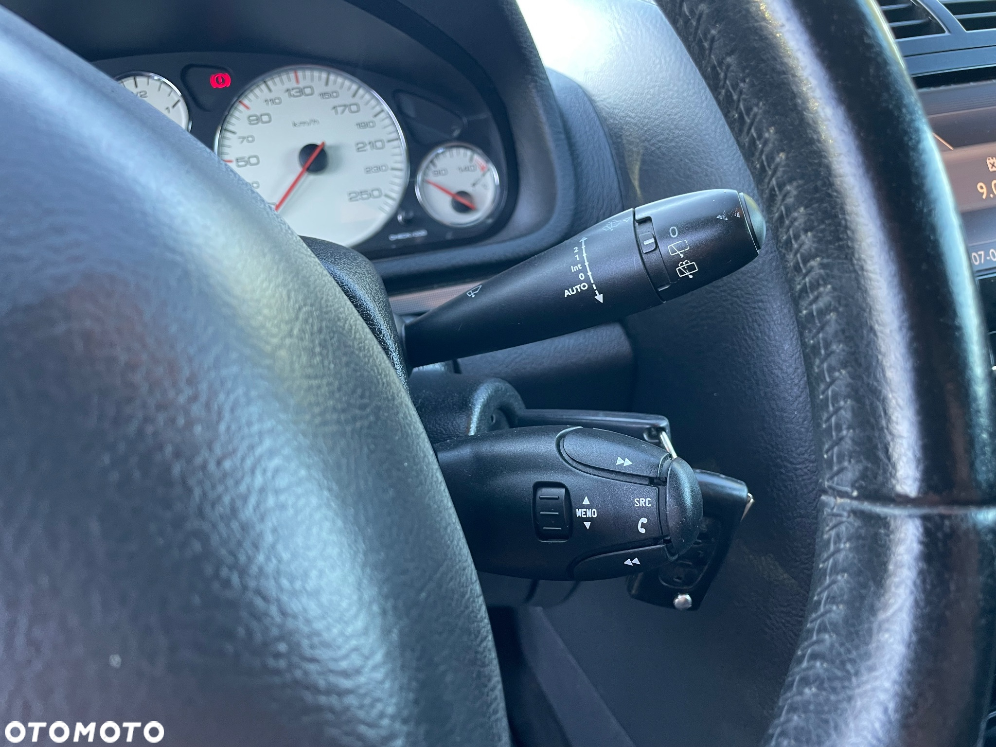 Peugeot 407 - 40