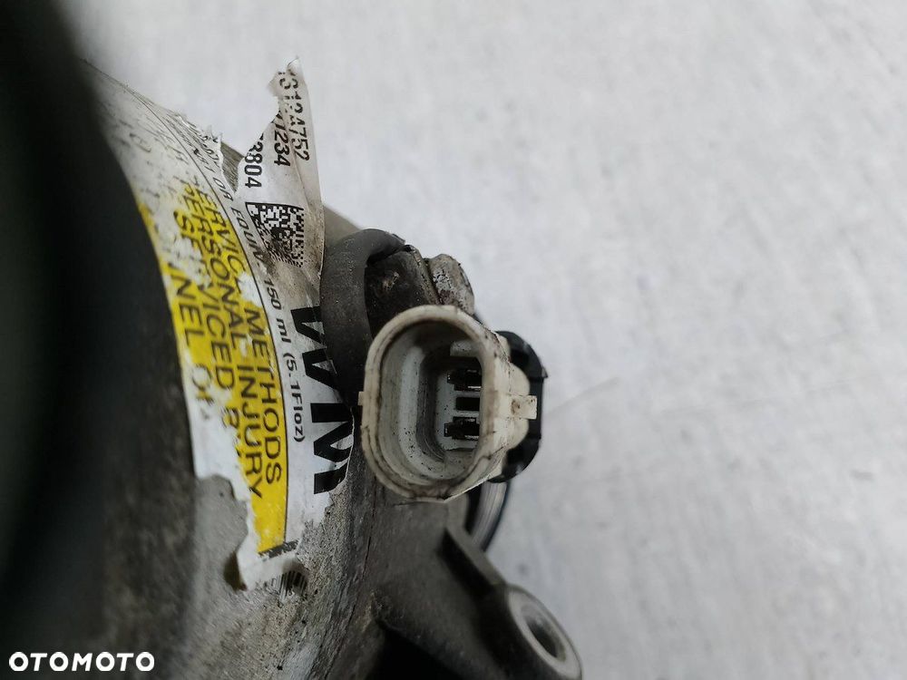 POMPA, SPRĘŻARKA KLIMATYZACJI OPEL ASTRA H 6570276 1.9 CDTI - 2