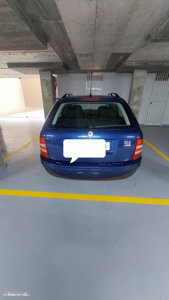 Skoda Fabia 1.4 Ambiente - 2