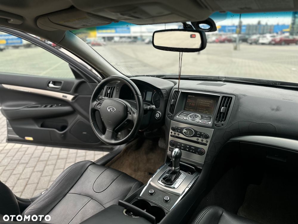 Infiniti G G37 - 10