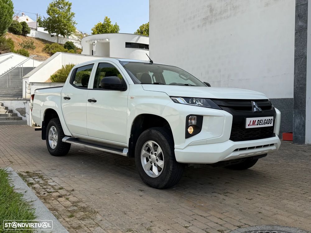 Mitsubishi L200 2.3 DI-D CD Invite 4WD - 2