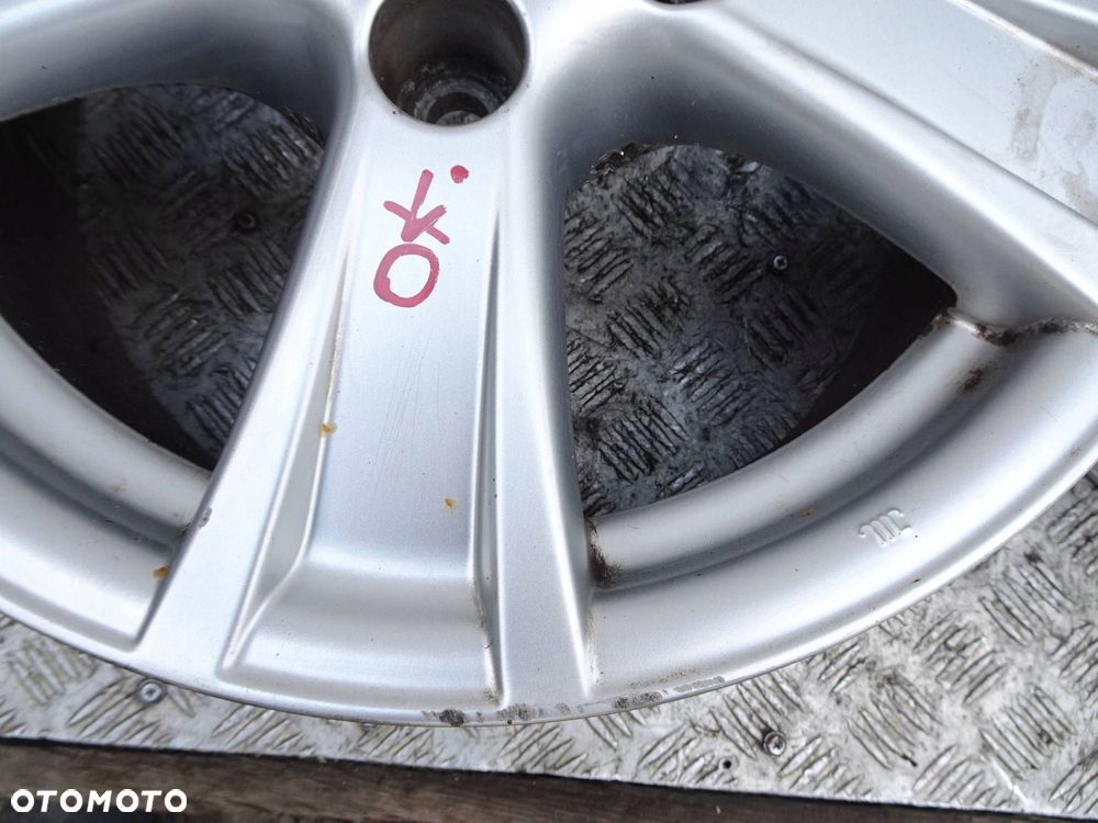 alufelgi toyota verso 16" 5x114.3 et 39 - 8