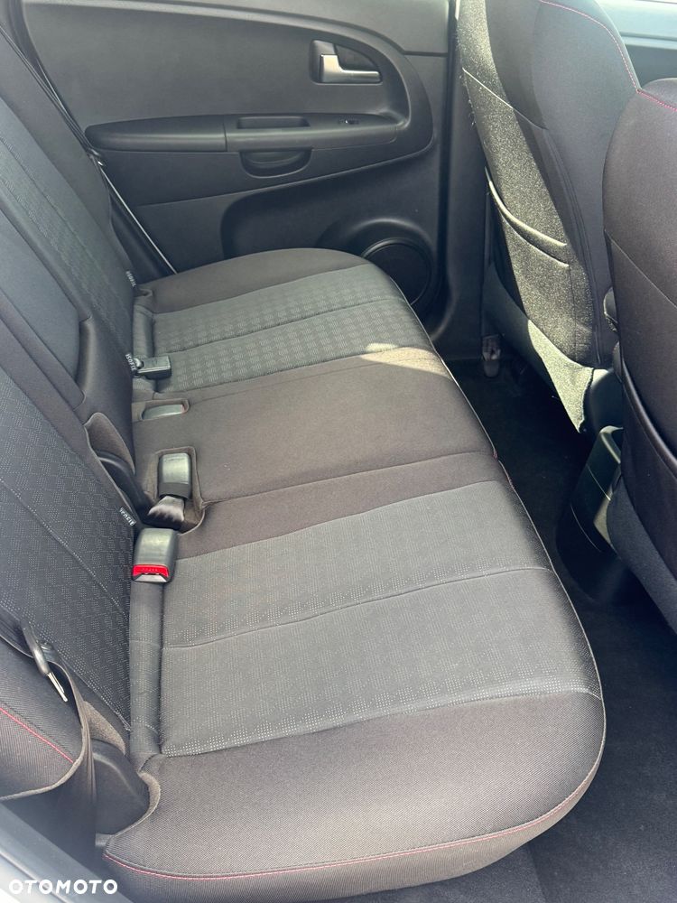 Kia Venga 1.4 CVVT Vision - 18