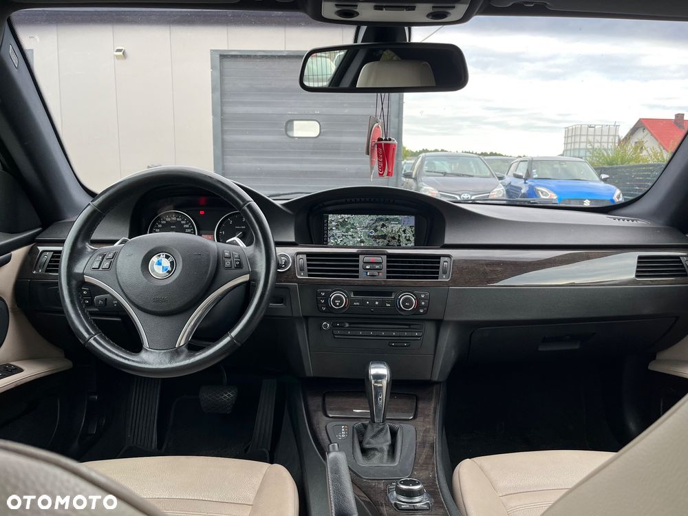 BMW Seria 3 - 12