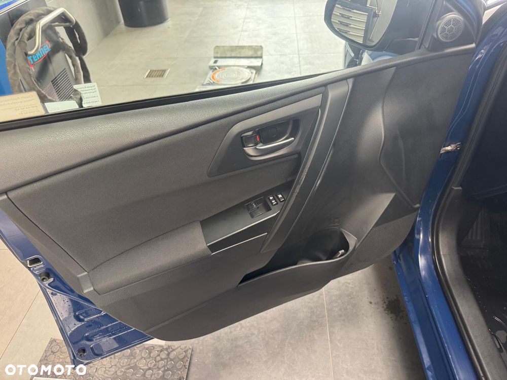 Toyota Auris 1.6 Comfort - 19