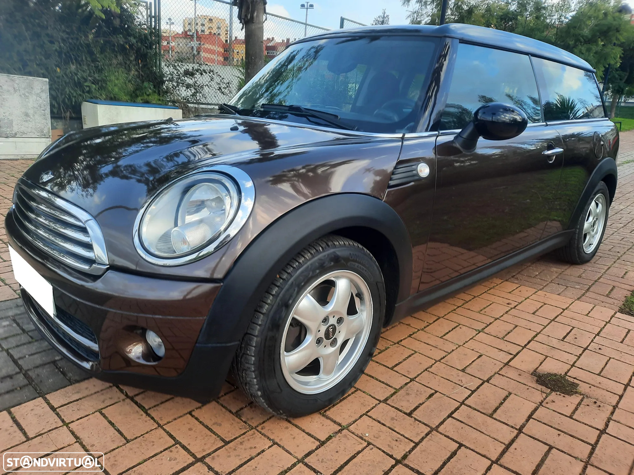 MINI Clubman Cooper D - 4