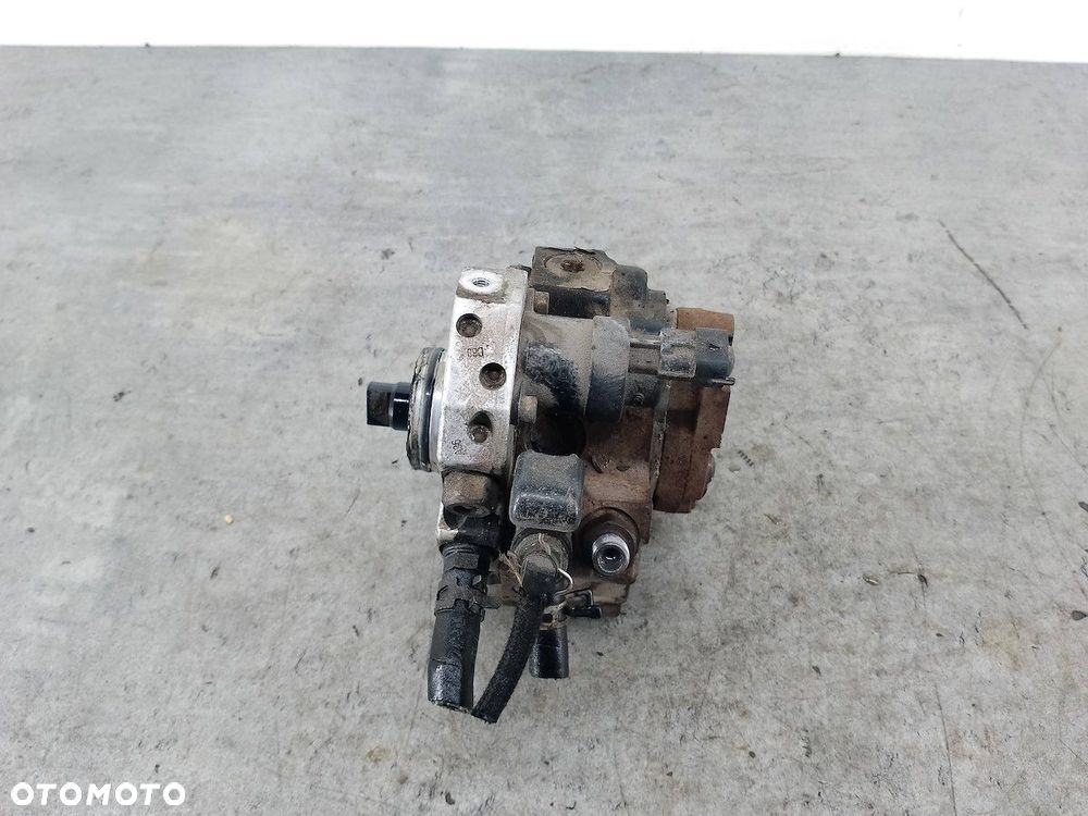 POMPA WTRYSKOWA TOYOTA YARIS I FL 22100-33010 0445010047  BOSCH 1.4 D-4D - 1
