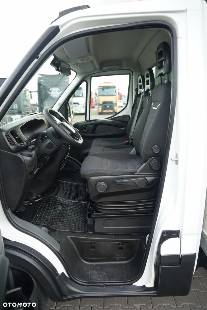 Iveco DAILY 35-140 / KONTENER - 4,3 M / WINDA PALFINGER - 750 KG / SPROWADZONY - 23