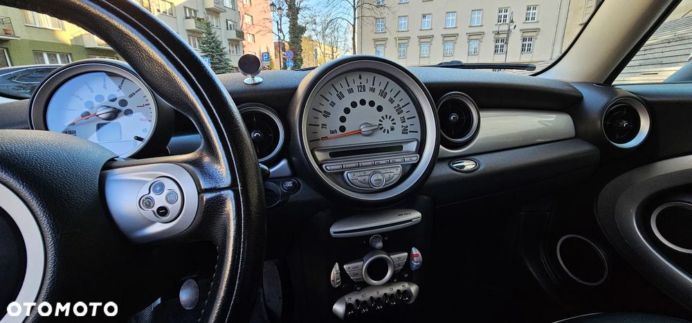 MINI Cooper - 6