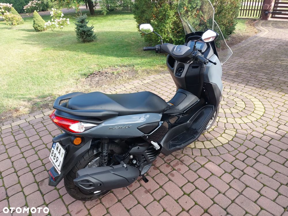 Yamaha NMAX - 4