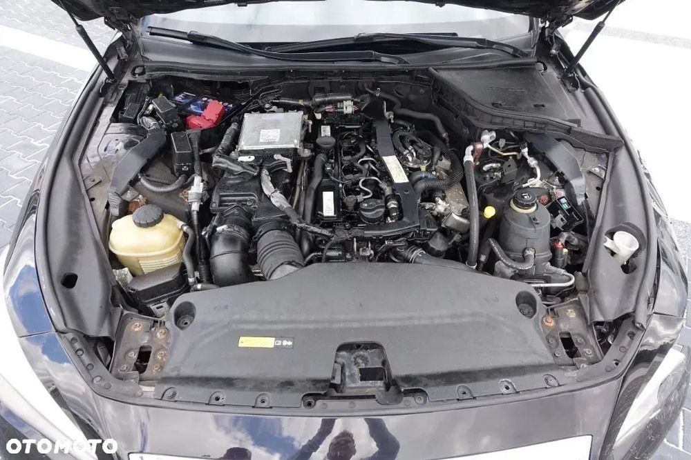 Infiniti Q50 2.2d Premium Executive - 24