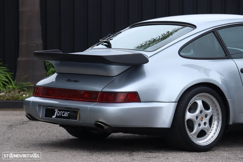 Porsche 911 (964) Coupé 3.3 Turbo II - 15