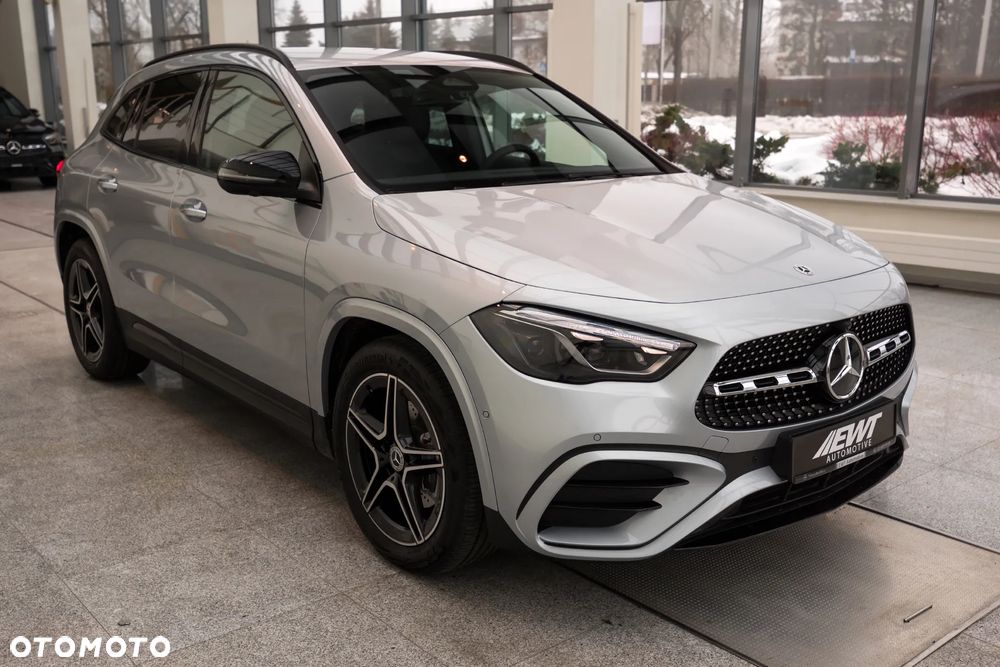 Mercedes-Benz GLA 200 d 4-Matic AMG Line - 2