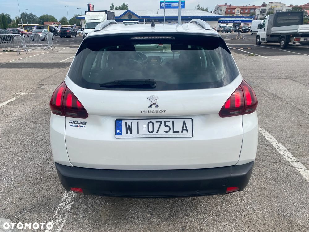Peugeot 2008 1.2 Pure Tech GPF Allure S&S - 6