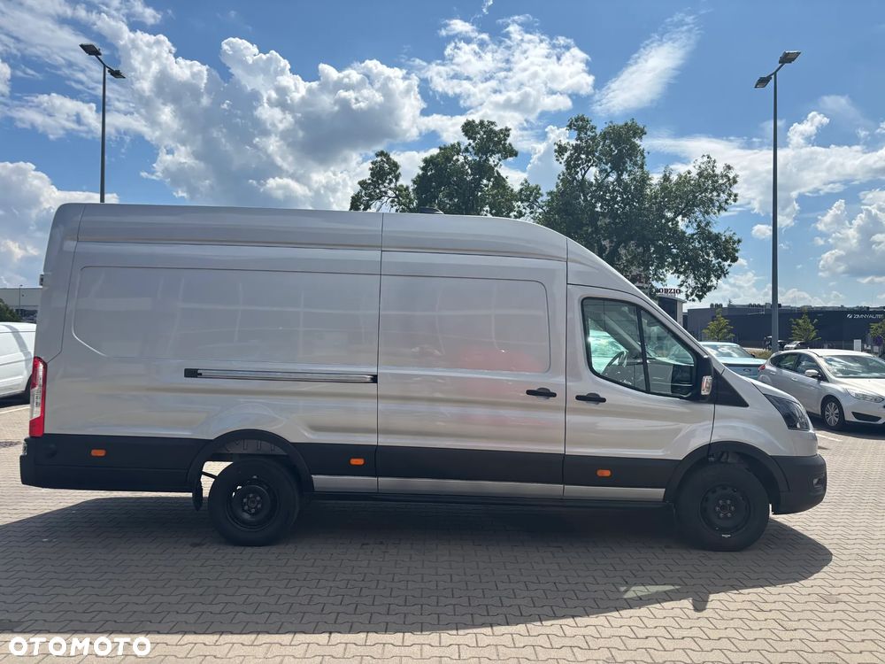 Ford Transit - 8