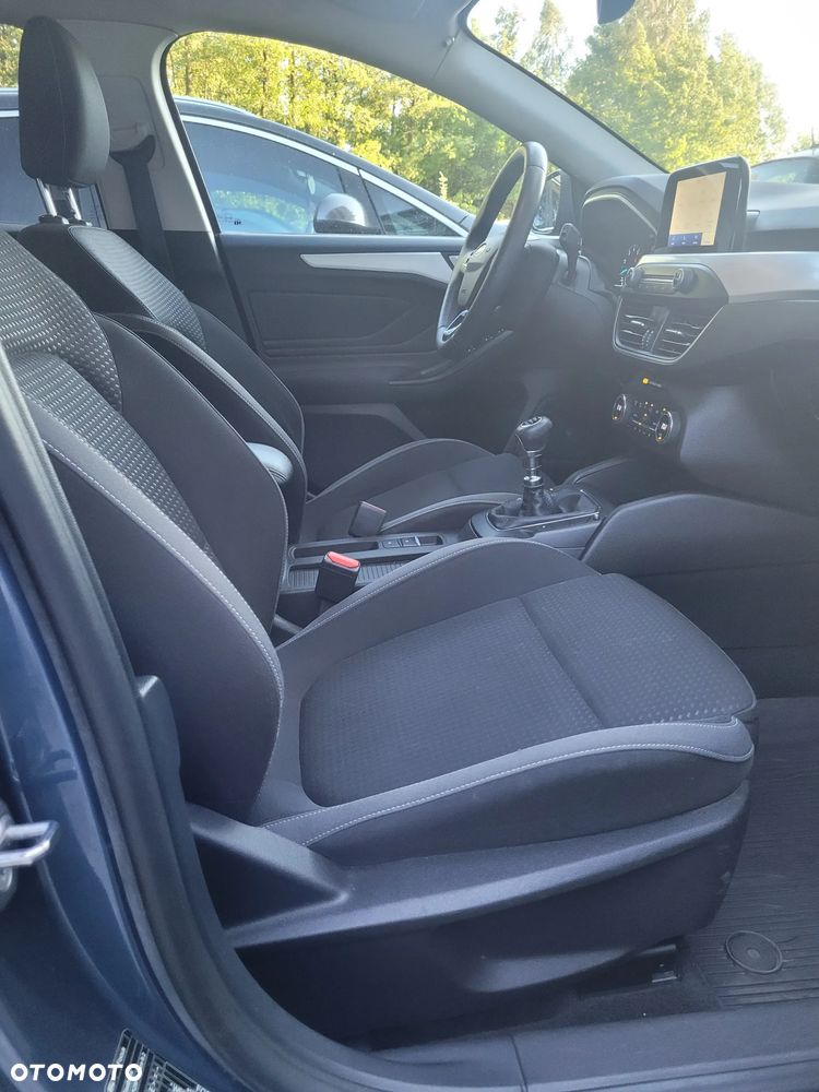 Ford Focus 1.0 EcoBoost Trend Edition - 8