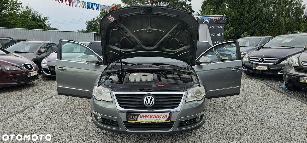 Volkswagen Passat - 16