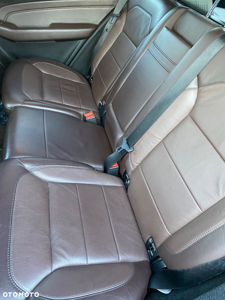 Mercedes-Benz ML - 16