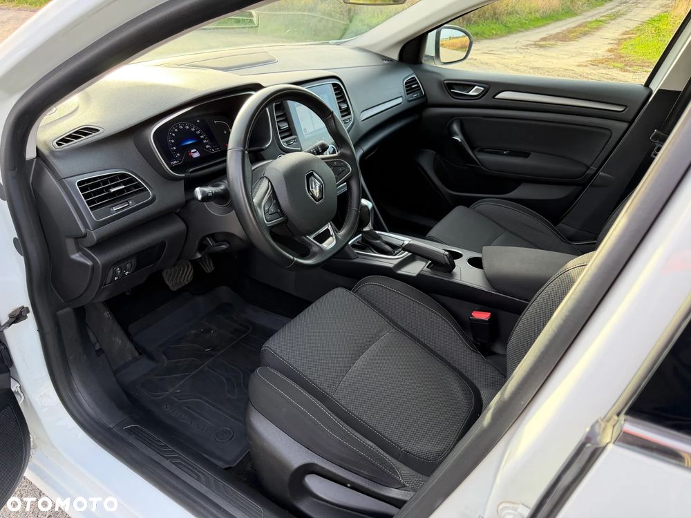 Renault Megane - 11