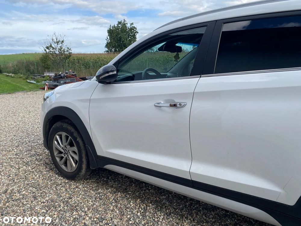 Hyundai Tucson 2.0 CRDI Comfort 4WD - 6