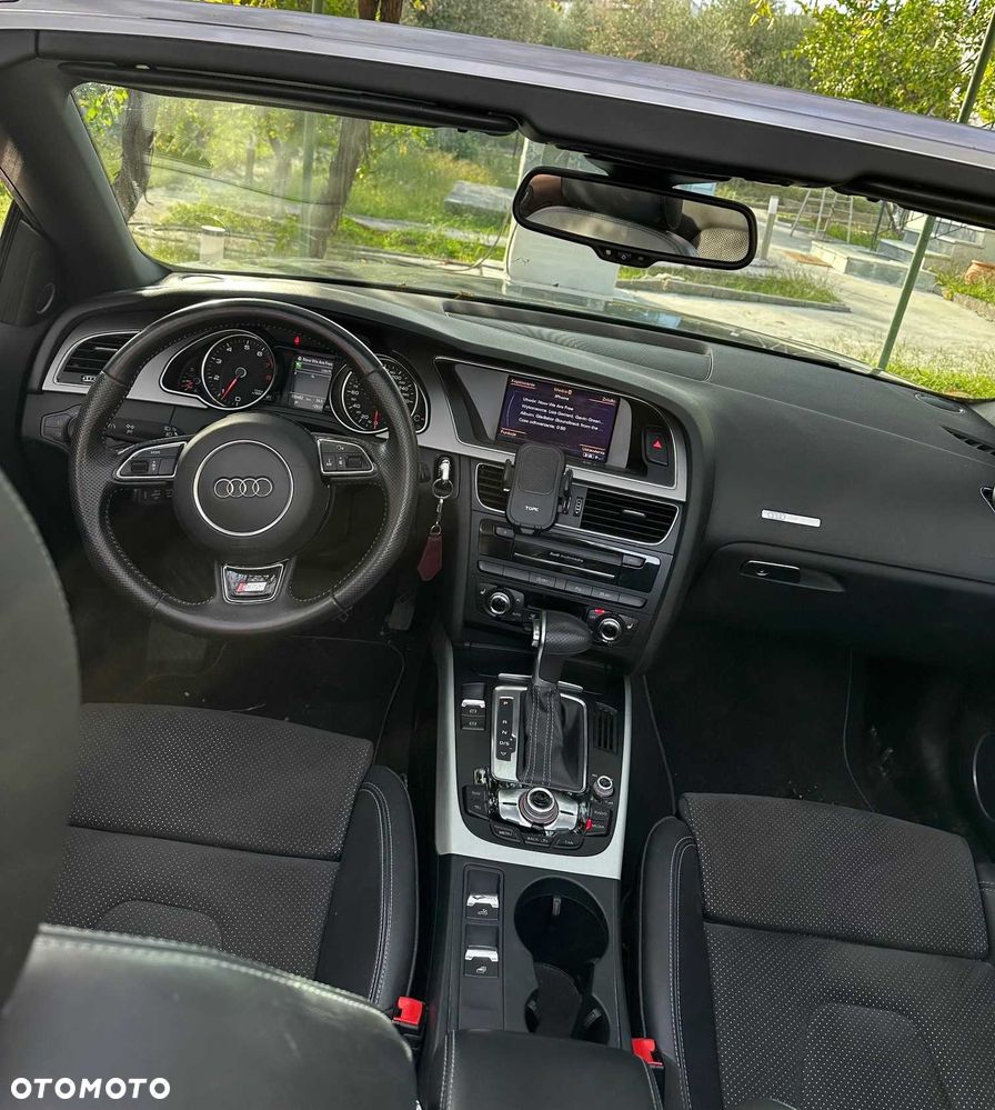 Audi A5 Cabrio - 8