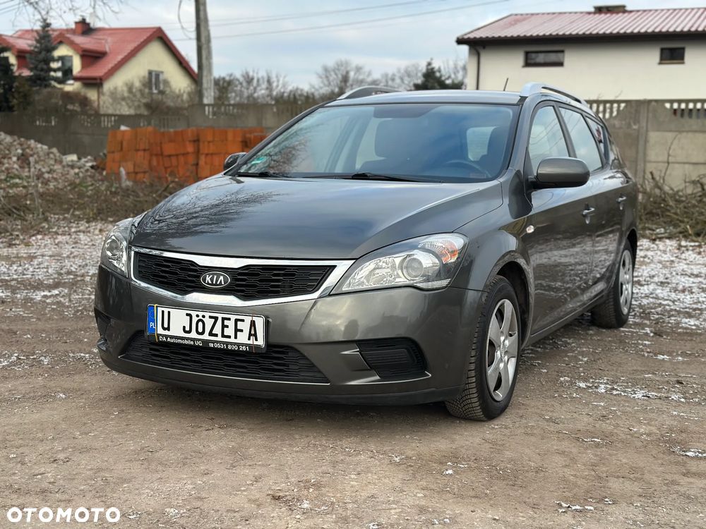 Kia Ceed 1.6 Crdi Comfort - 1