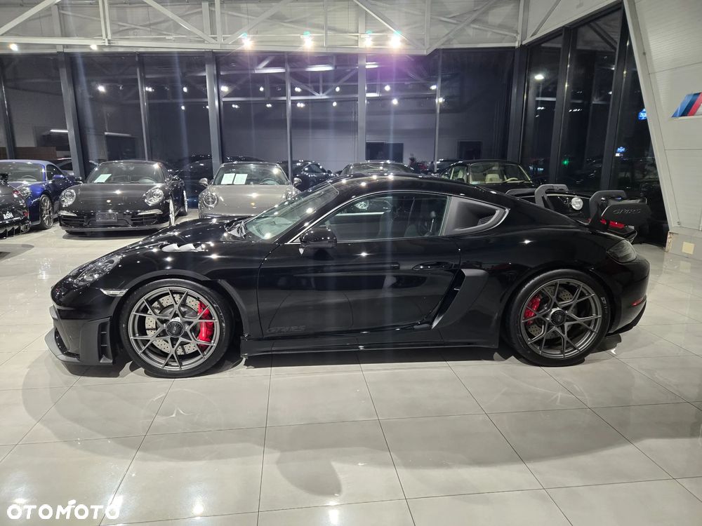 Porsche 718 Cayman - 15