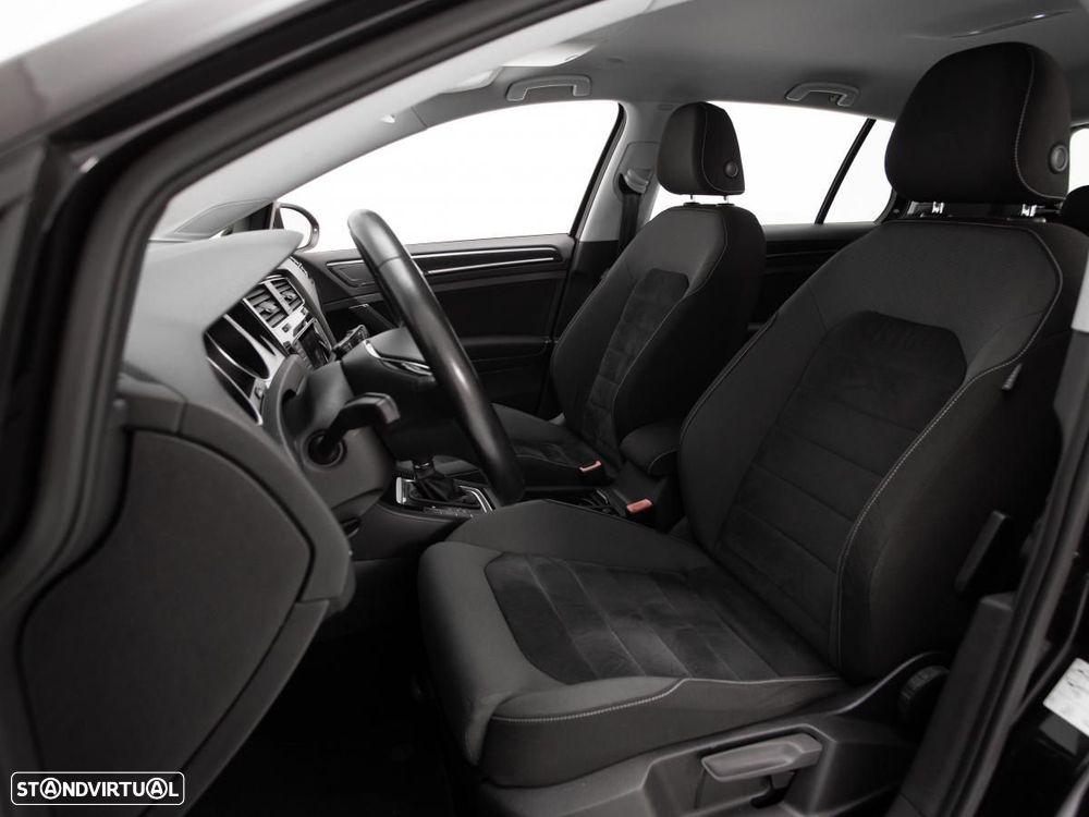 VW Golf 1.6 TDi Highline DSG - 8