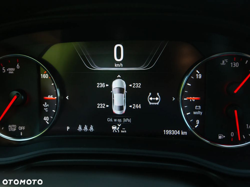 Opel Insignia 2.0 CDTI automatik Business Innovation - 25