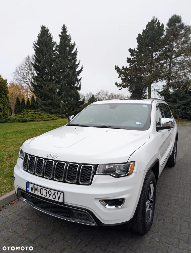 Jeep Grand Cherokee - 11