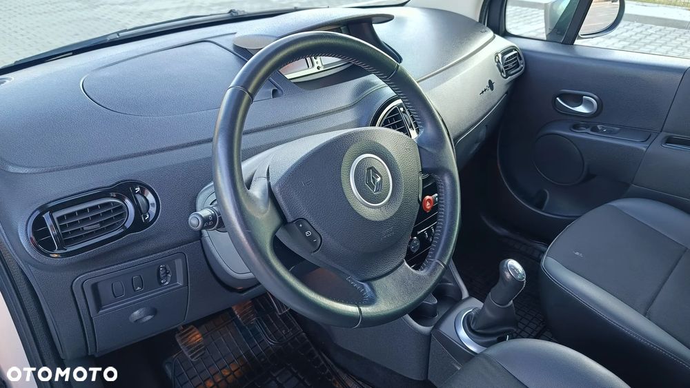 Renault Modus Grand 1.2 16V TCE Night and Day - 10