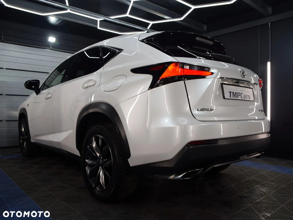 Lexus NX 200t F Sport AWD - 4