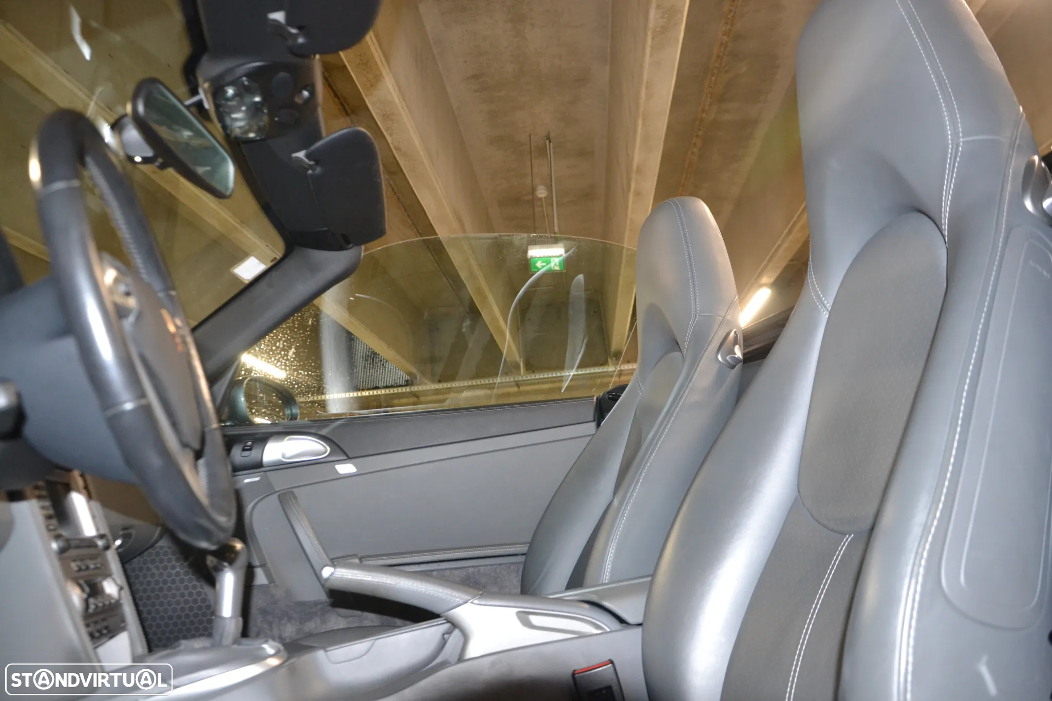 Porsche 911 (997) Carrera 4 S - 20
