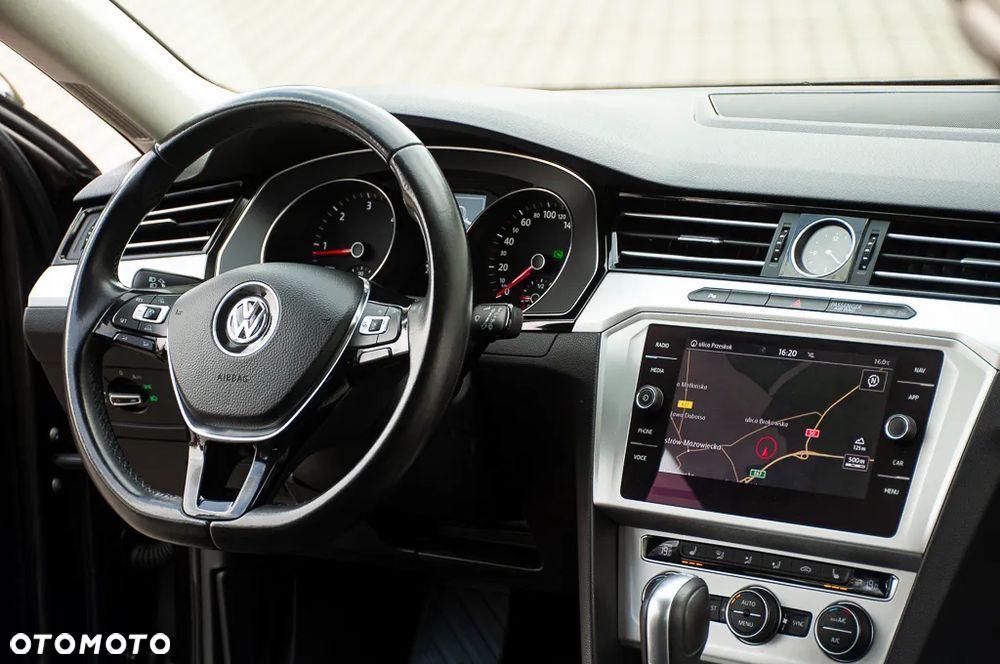 Volkswagen Passat Variant 2.0 TDI BMT Comfortline DSG - 19