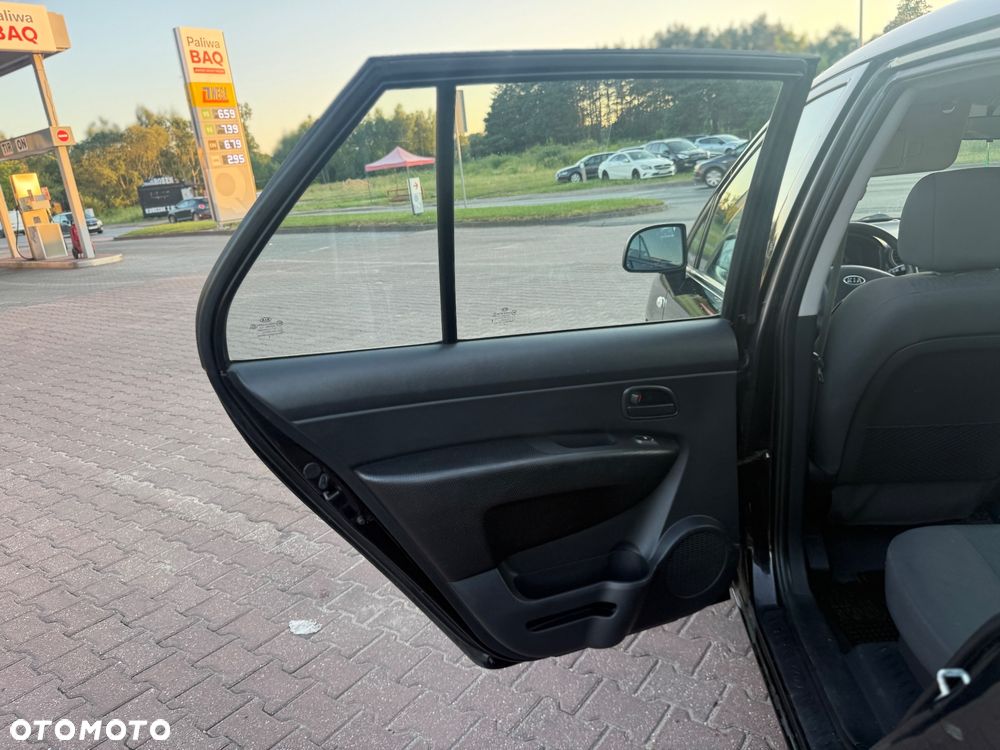 Kia Carens 2.0 CRDi Freedom - 14