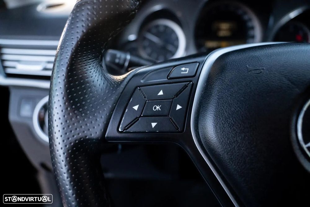 Mercedes-Benz E 220 BlueTEC 9G-TRONIC Avantgarde - 14
