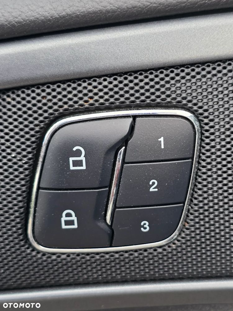 Ford Mondeo 2.0 TDCi STart-Stopp PowerShift-Aut Titanium - 17