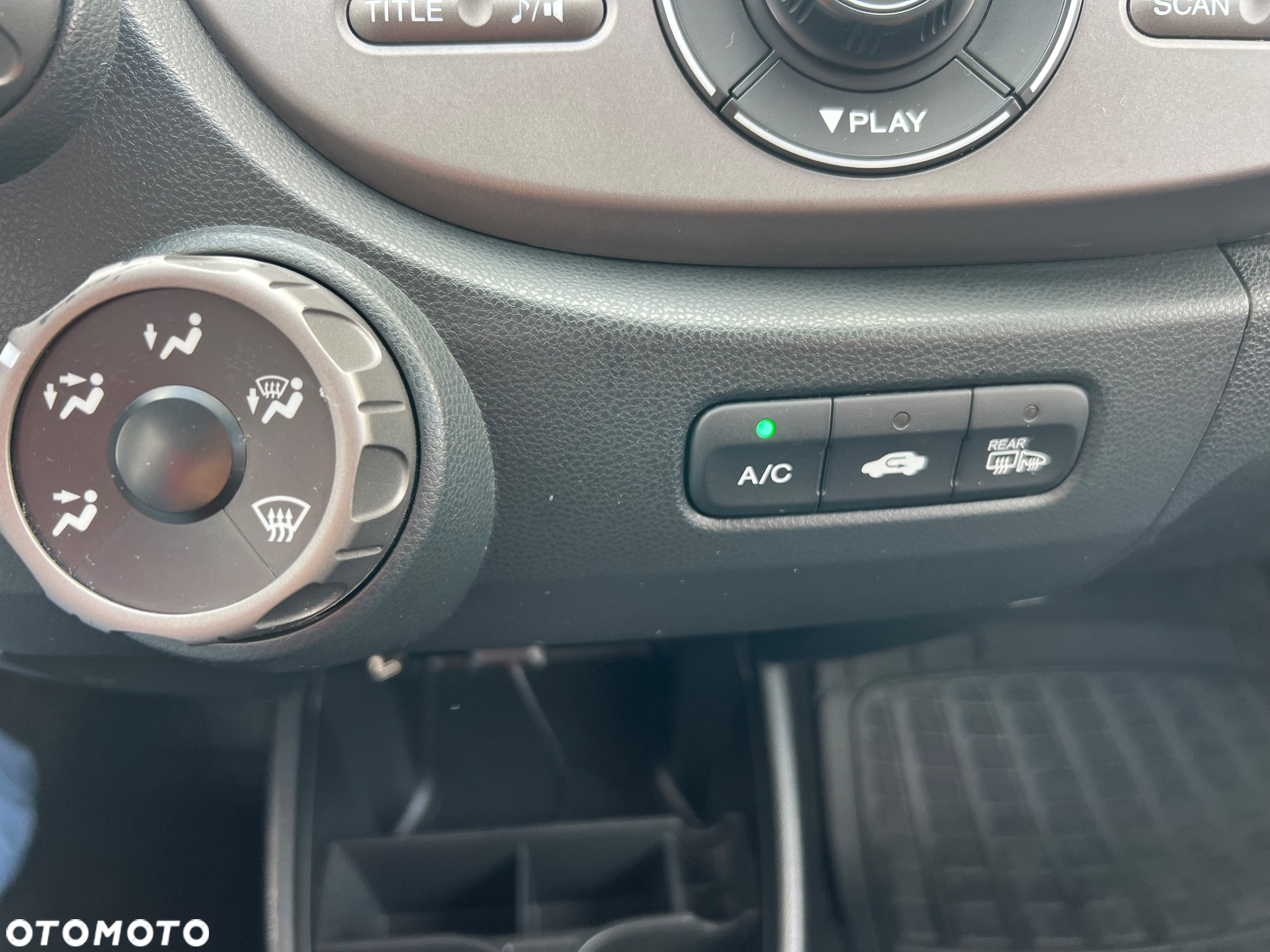 Honda Jazz 1.2 Base VSA - 27