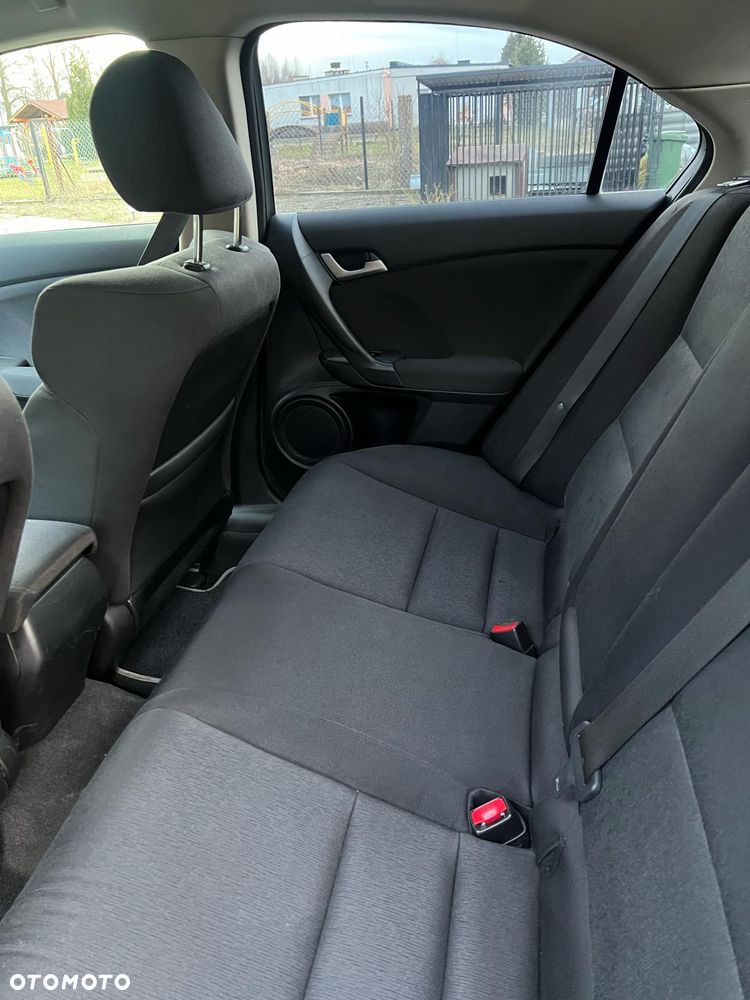 Honda Accord 2.0 Executive - 15