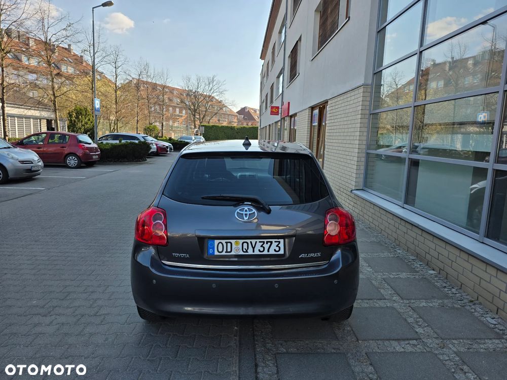 Toyota Auris - 6