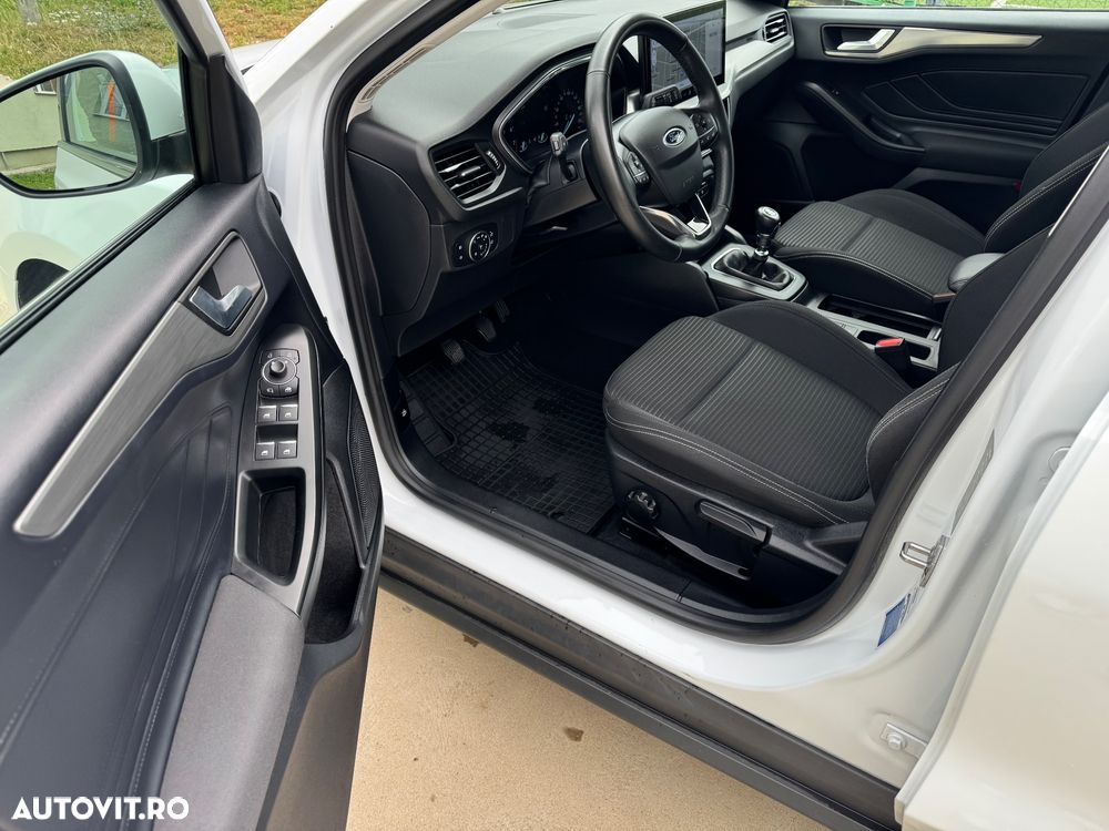 Ford Focus 1.0 EcoBoost Active Business - 6