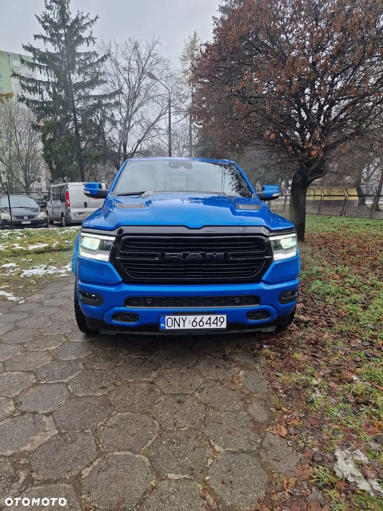 RAM 1500 5.7 Crew Cab Laramie - 1