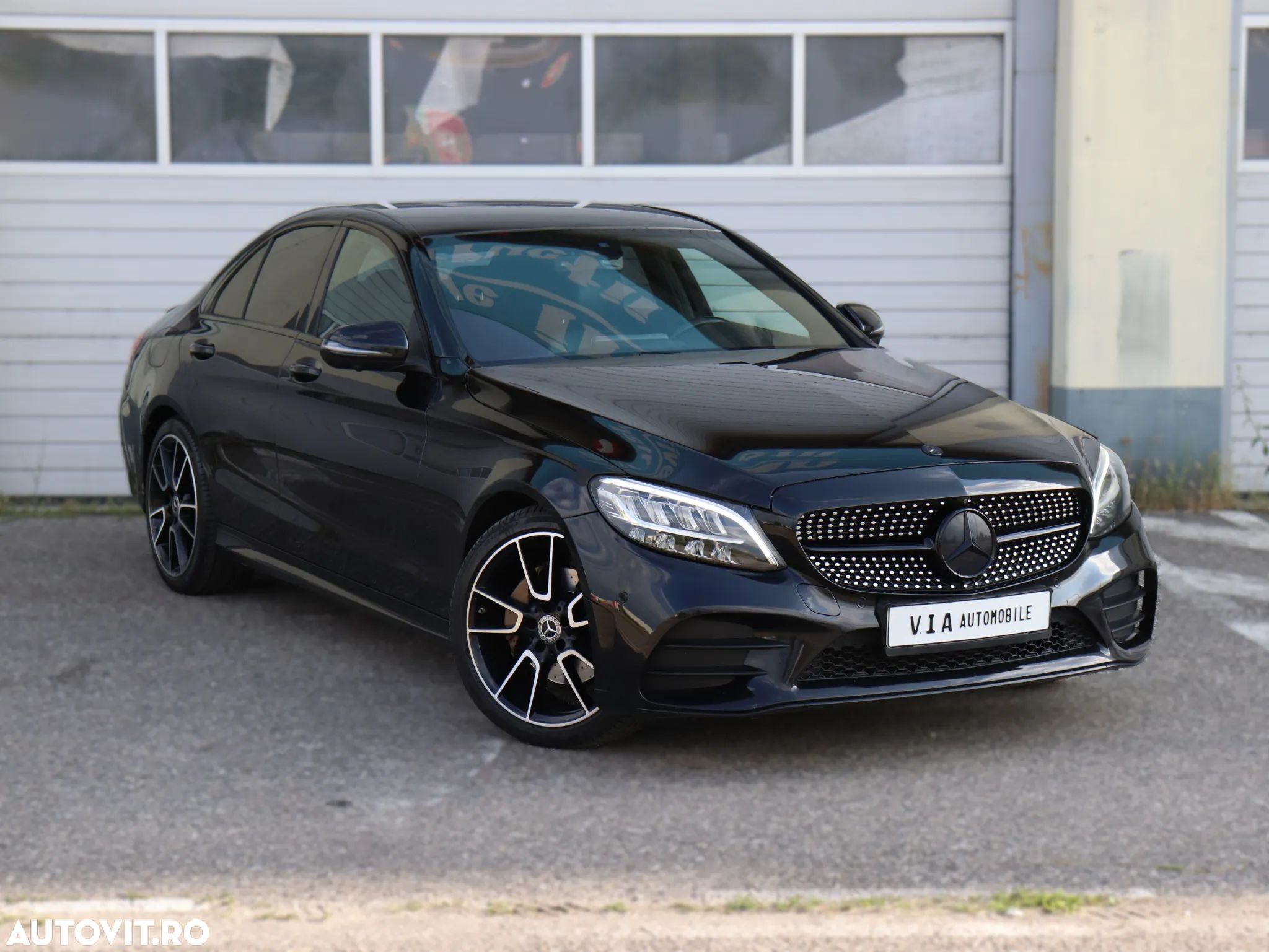 Mercedes-Benz C 220 d 4Matic 9G-TRONIC AMG Line - 1