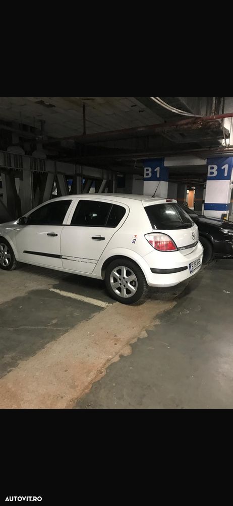 Opel Astra 1.7 CDTI - 10