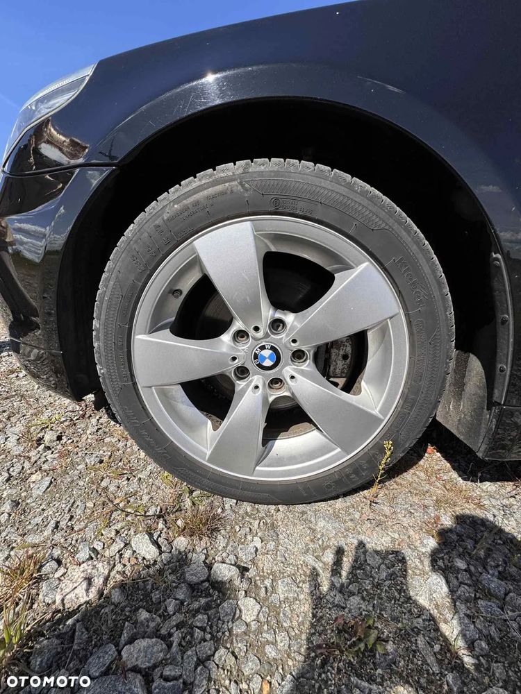 BMW Seria 5 525d - 29