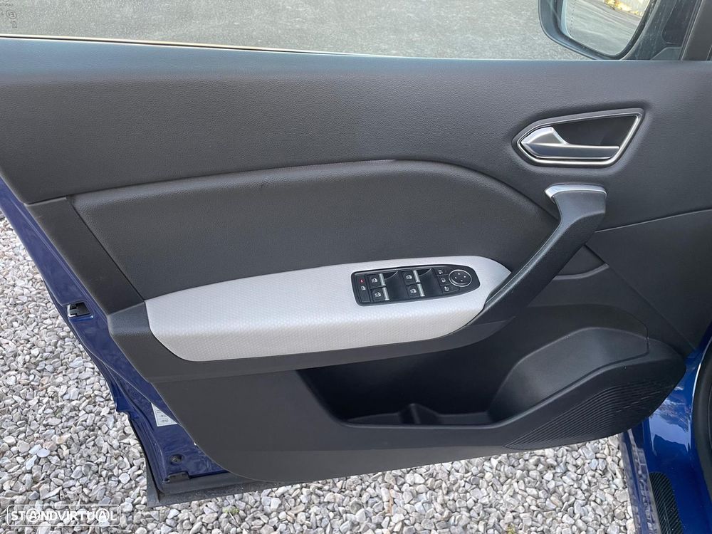 Renault Captur 1.6 E-Tech Plug-In Intens - 19