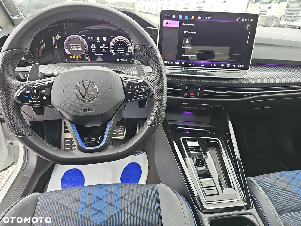 Volkswagen Golf 2.0 TSI 4Motion R DSG - 11
